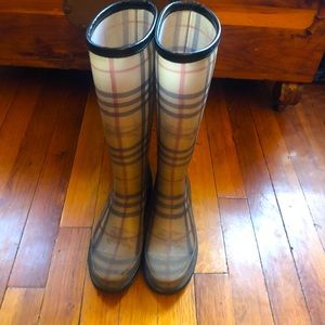 Burberry rain boots